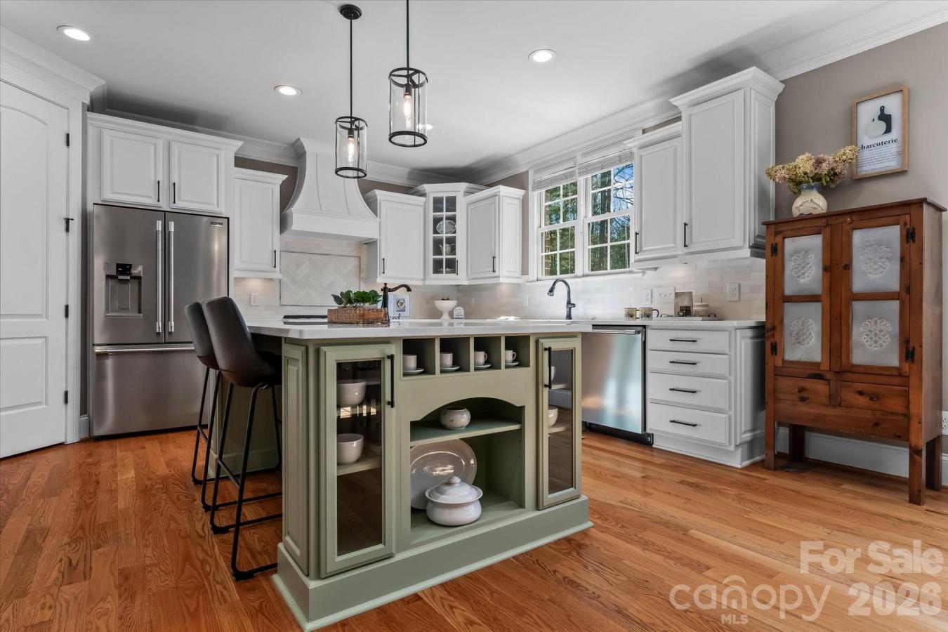 Mooresville, Iredell, 28117, United States, 5 Bedrooms Bedrooms, ,4 BathroomsBathrooms,Residential,For Sale,2045590