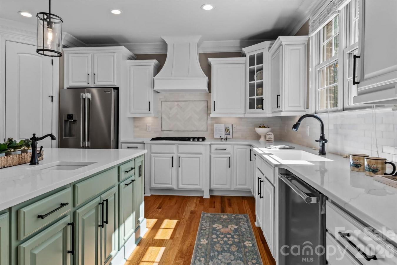 Mooresville, Iredell, 28117, United States, 5 Bedrooms Bedrooms, ,4 BathroomsBathrooms,Residential,For Sale,2045590