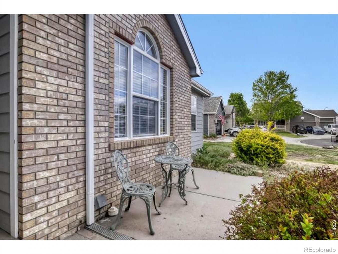 Welcome to 1012 Basin Court, a tidy 3-bedroom, 2-bath home tucked away – image 2