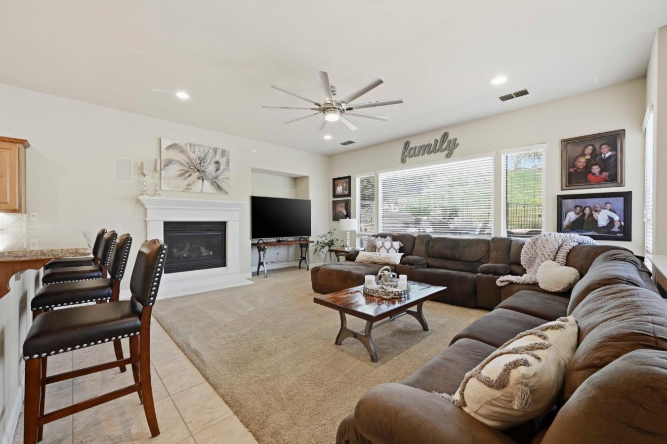 El Dorado Hills, El Dorado, 95762, United States, 5 Bedrooms Bedrooms, ,5 BathroomsBathrooms,Residential,For Sale,2045658