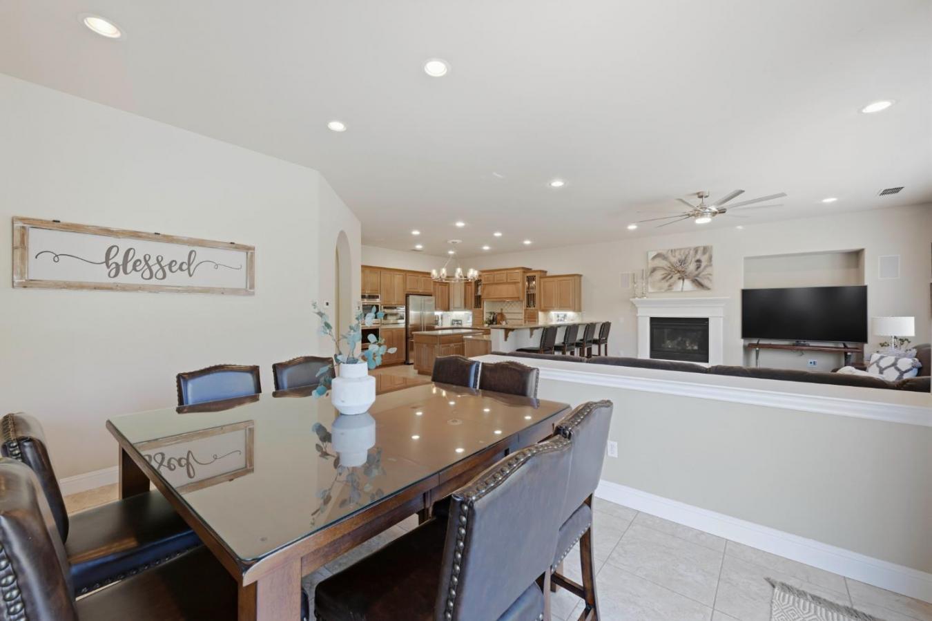 El Dorado Hills, El Dorado, 95762, United States, 5 Bedrooms Bedrooms, ,5 BathroomsBathrooms,Residential,For Sale,2045658