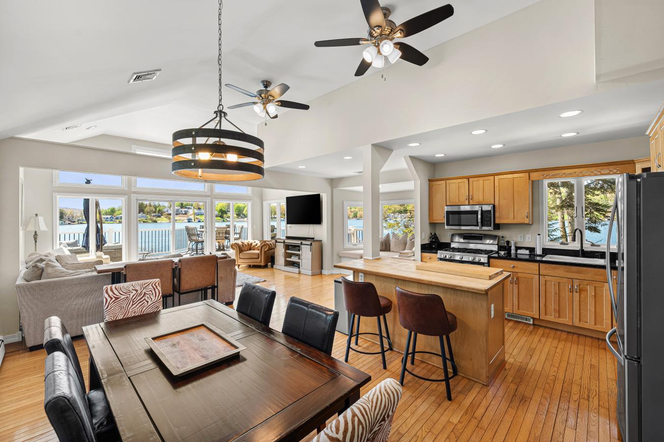 Mount Arlington, Morris, 07856, United States, 4 Bedrooms Bedrooms, ,2 BathroomsBathrooms,Residential,For Sale,2045587