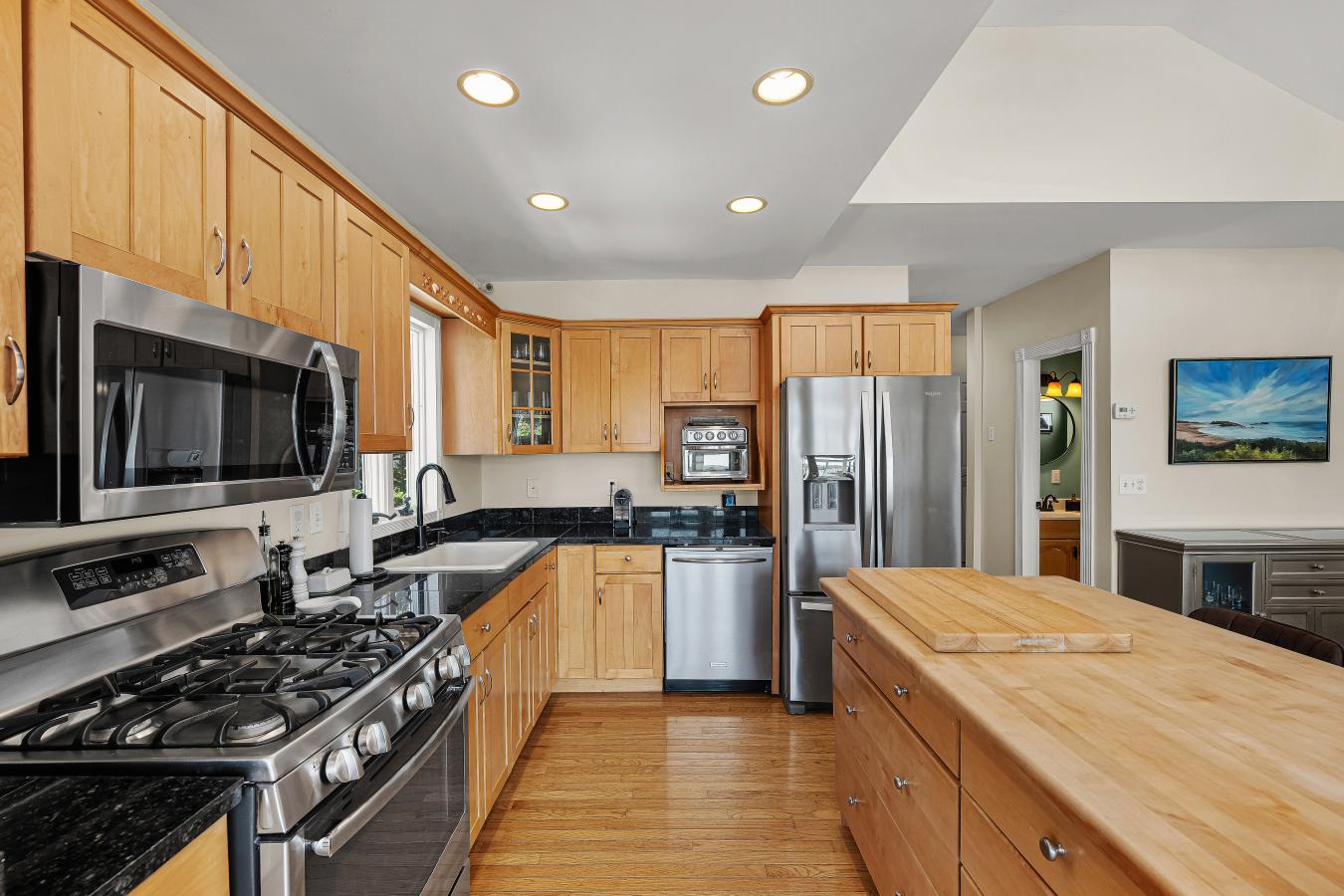 Mount Arlington, Morris, 07856, United States, 4 Bedrooms Bedrooms, ,2 BathroomsBathrooms,Residential,For Sale,2045587