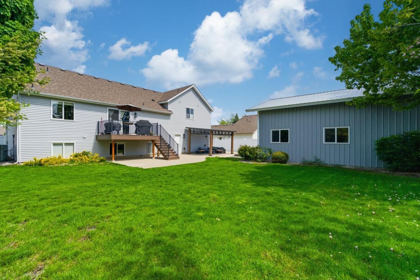 Hayden, Kootenai, 83835, United States, 4 Bedrooms Bedrooms, ,3 BathroomsBathrooms,Residential,For Sale,2045585