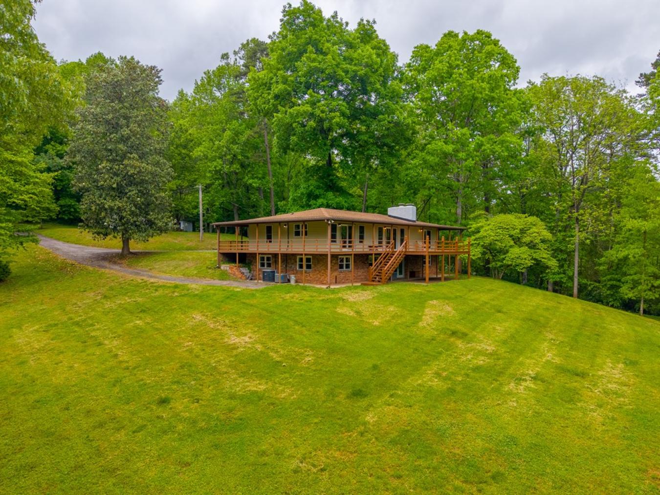 Franklin, Macon, 28734, United States, ,Residential,For Sale,2045583