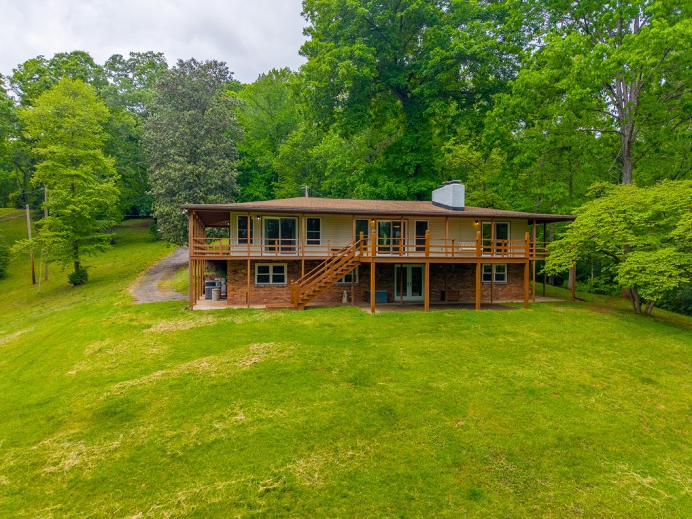 Franklin, Macon, 28734, United States, ,Residential,For Sale,2045583