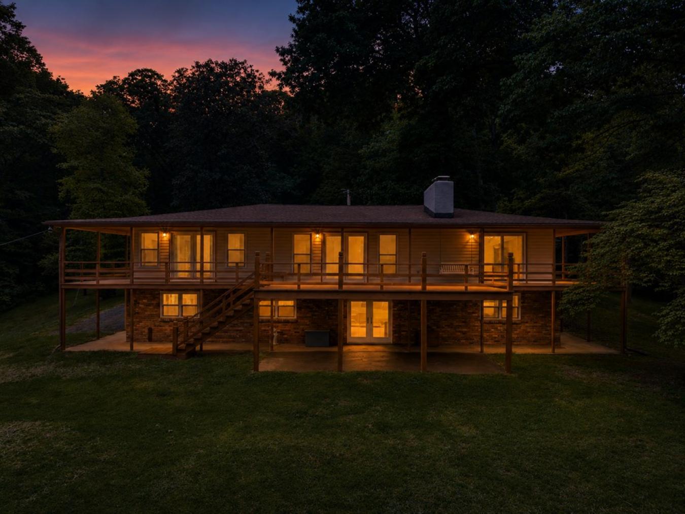 Franklin, Macon, 28734, United States, ,Residential,For Sale,2045583