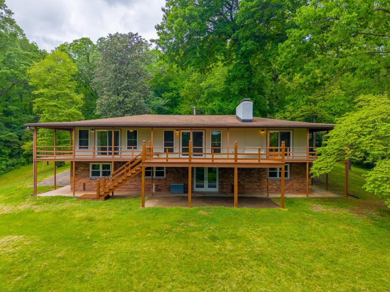 Franklin, Macon, 28734, United States, ,Residential,For Sale,2045583