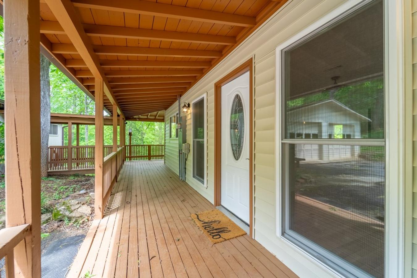 Franklin, Macon, 28734, United States, ,Residential,For Sale,2045583