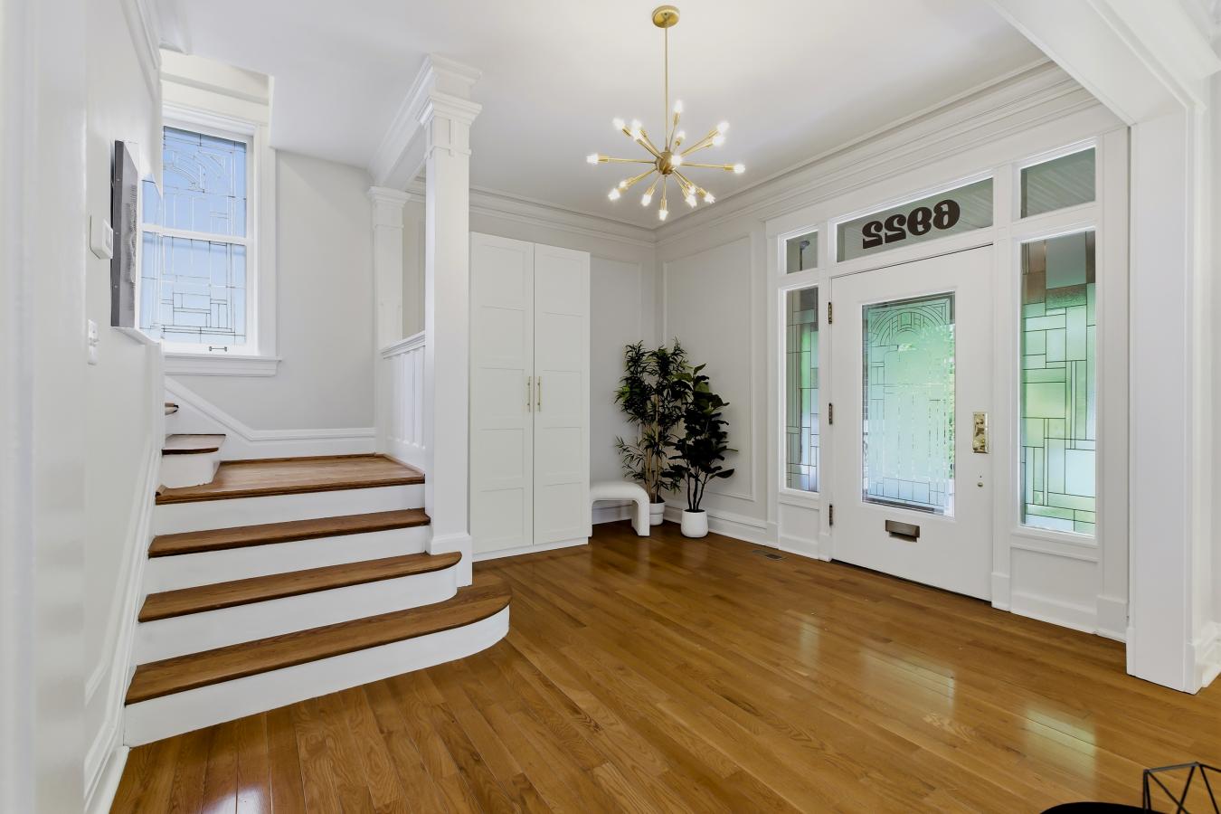 University City, Missouri, 63130, United States, 5 Bedrooms Bedrooms, ,3 BathroomsBathrooms,Residential,For Sale,2045578