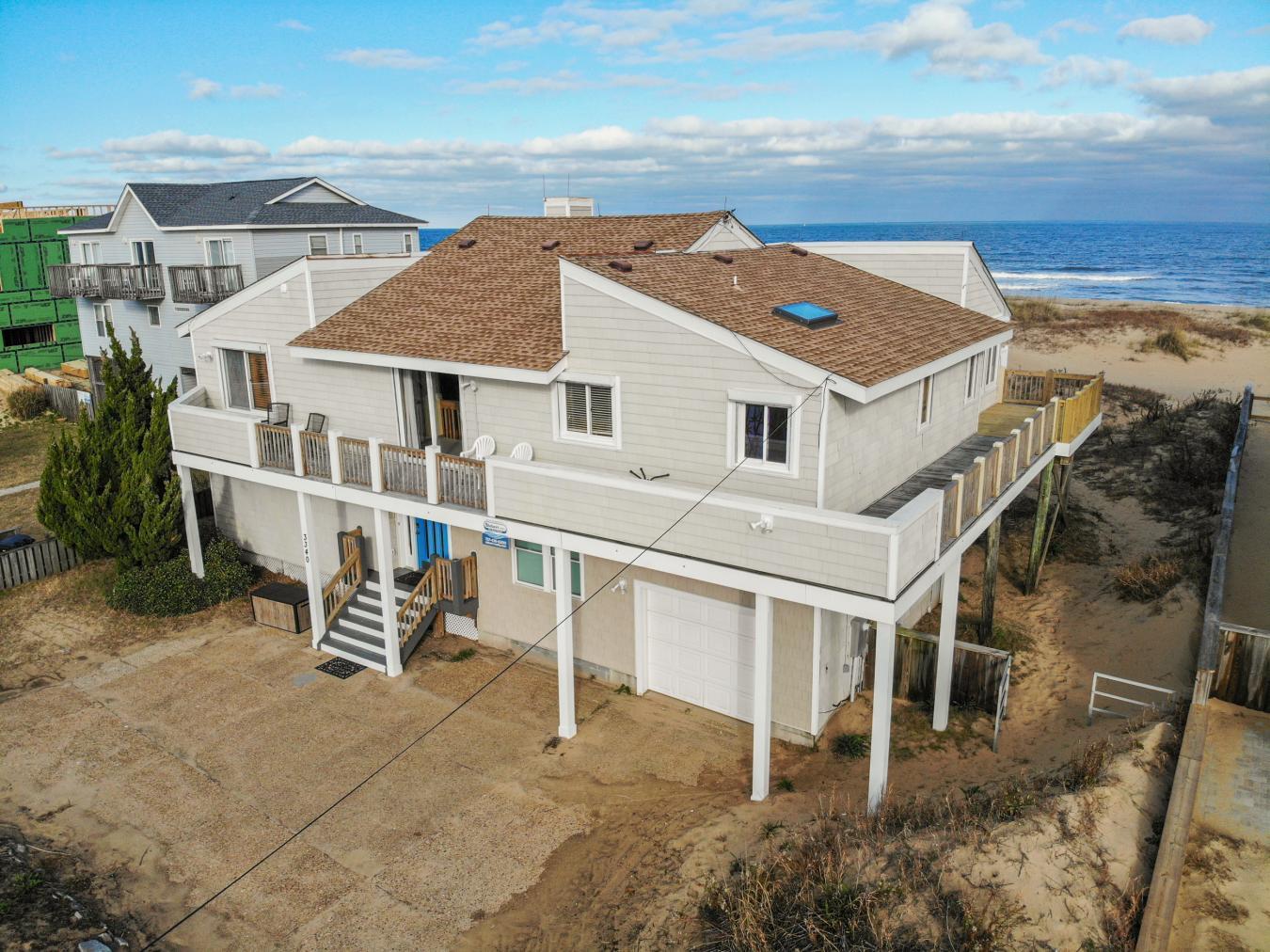 Virginia Beach, Virginia, 23456, United States, 6 Bedrooms Bedrooms, ,5 BathroomsBathrooms,Residential,For Sale,2045577