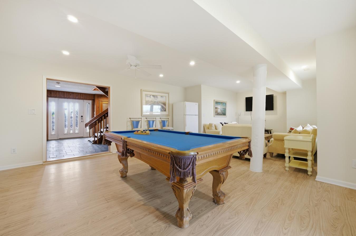 Virginia Beach, Virginia, 23456, United States, 6 Bedrooms Bedrooms, ,5 BathroomsBathrooms,Residential,For Sale,2045577