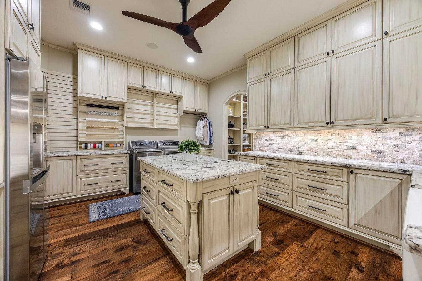 New Caney, Montgomery, 77357, United States, 5 Bedrooms Bedrooms, ,3 BathroomsBathrooms,Residential,For Sale,2045575