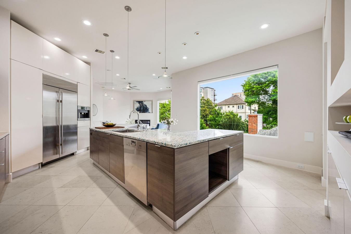 Houston, Harris, 77019, United States, ,Residential,For Sale,2045573