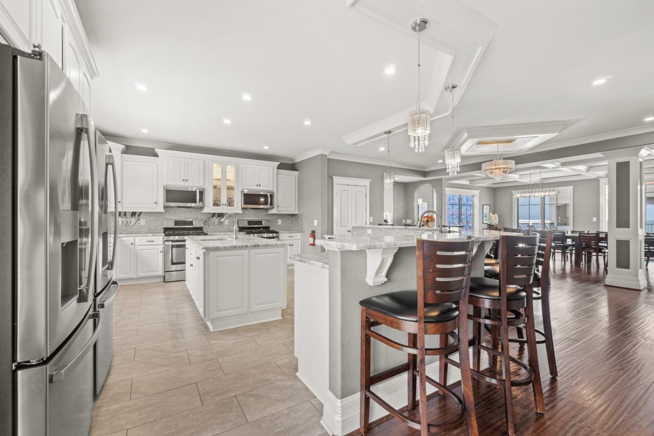 Virginia Beach, Virginia, 23456, United States, 12 Bedrooms Bedrooms, ,13 BathroomsBathrooms,Residential,For Sale,2045572