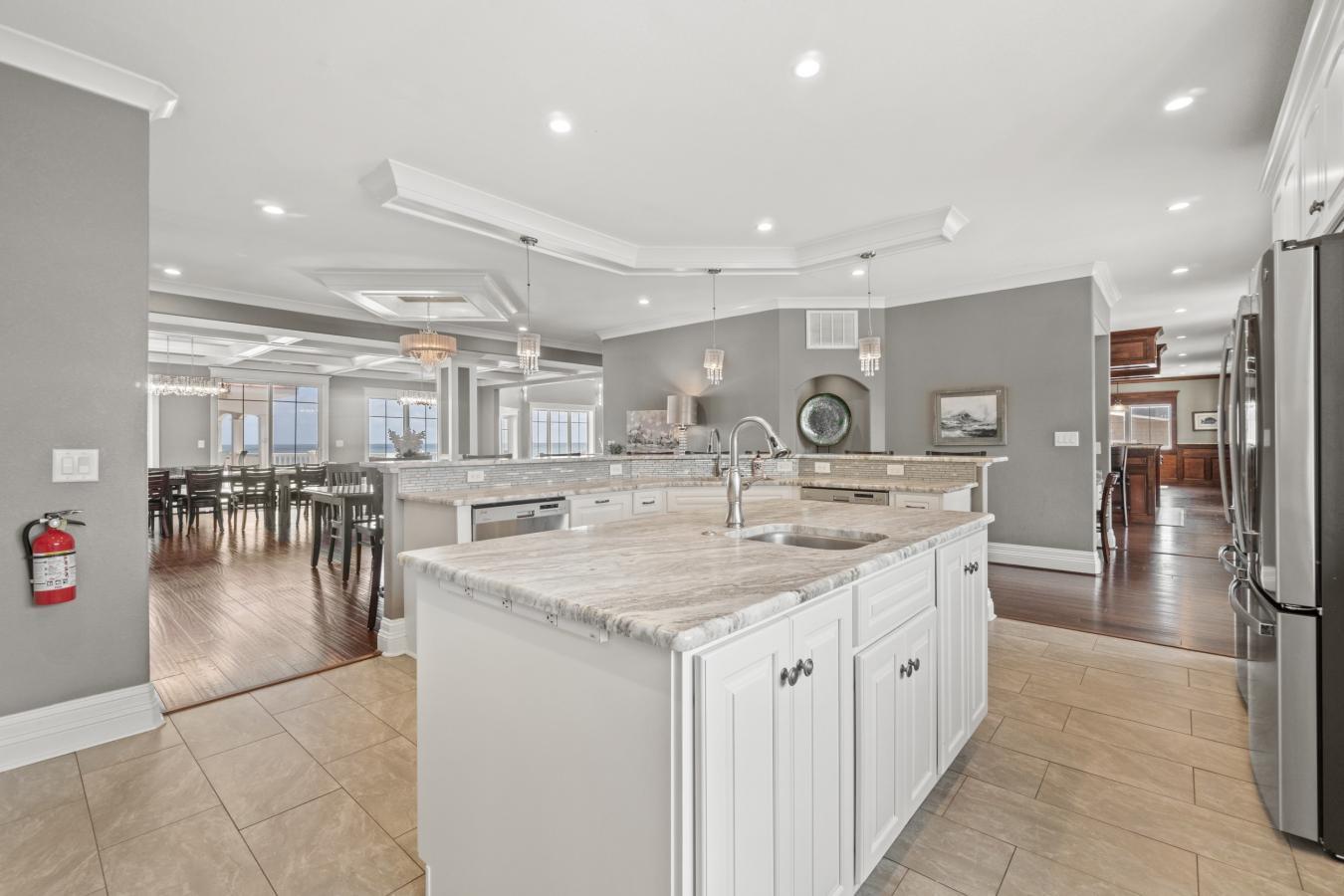 Virginia Beach, Virginia, 23456, United States, 12 Bedrooms Bedrooms, ,13 BathroomsBathrooms,Residential,For Sale,2045572