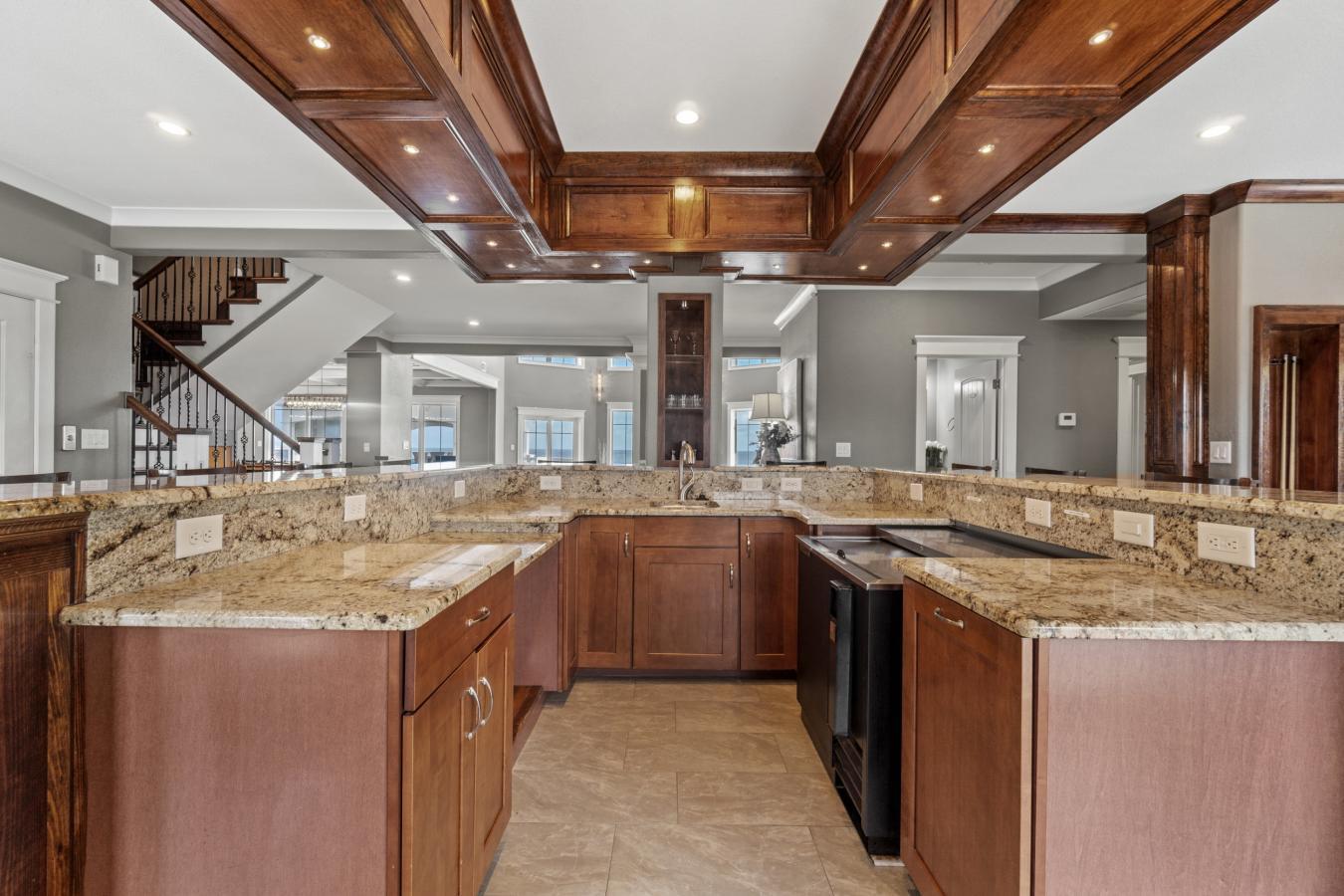 Virginia Beach, Virginia, 23456, United States, 12 Bedrooms Bedrooms, ,13 BathroomsBathrooms,Residential,For Sale,2045572