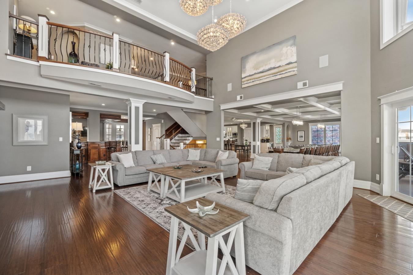 Virginia Beach, Virginia, 23456, United States, 12 Bedrooms Bedrooms, ,13 BathroomsBathrooms,Residential,For Sale,2045572