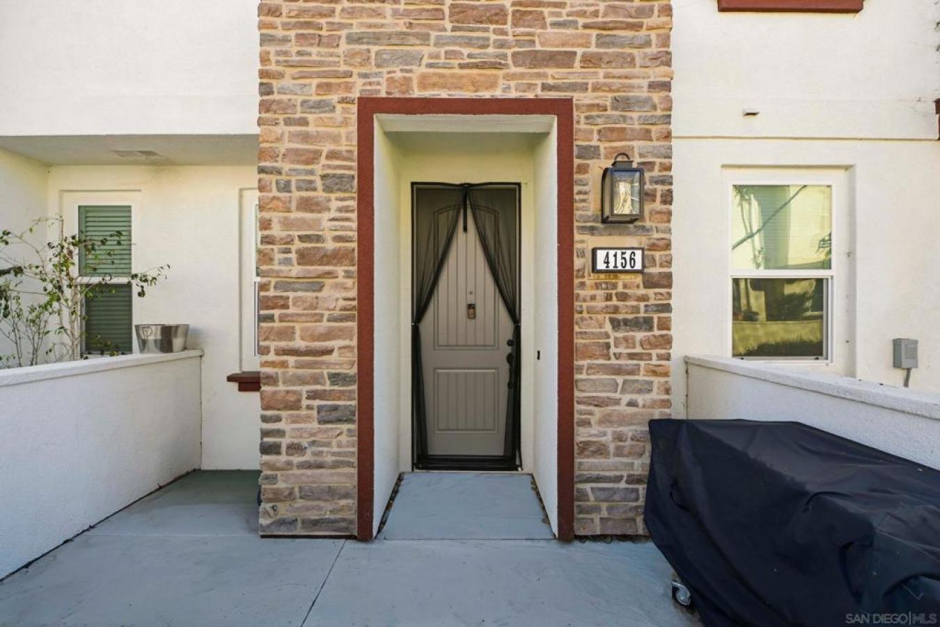 Oceanside, San Diego, 92057, United States, 3 Bedrooms Bedrooms, ,2 BathroomsBathrooms,Residential,For Sale,2045570