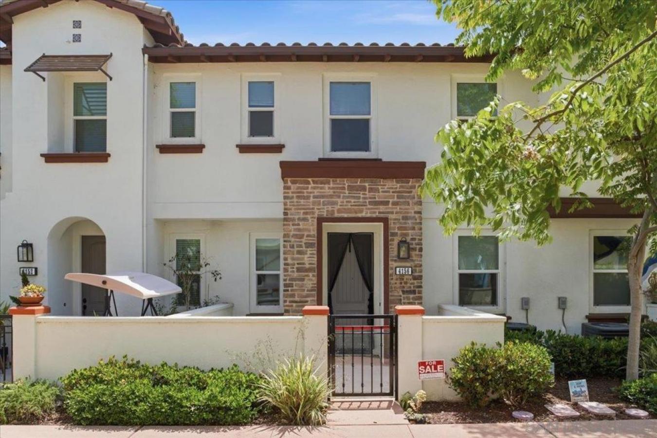 Oceanside, San Diego, 92057, United States, 3 Bedrooms Bedrooms, ,2 BathroomsBathrooms,Residential,For Sale,2045570