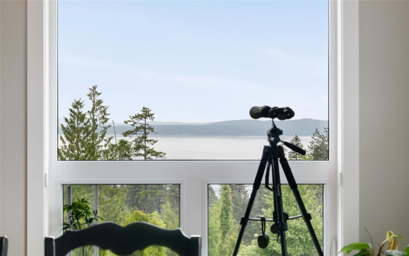 Ladysmith, BC, V9G 0A8, Canada, 3 Bedrooms Bedrooms, ,3 BathroomsBathrooms,Residential,For Sale,2045567