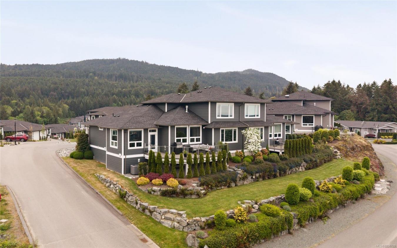 Ladysmith, BC, V9G 0A8, Canada, 3 Bedrooms Bedrooms, ,3 BathroomsBathrooms,Residential,For Sale,2045567
