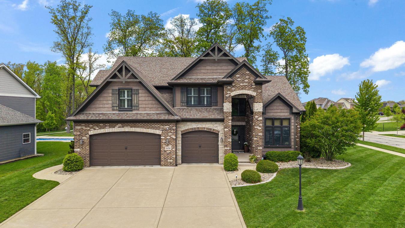 Crown Point, Lake, 46307, United States, 6 Bedrooms Bedrooms, ,3 BathroomsBathrooms,Residential,For Sale,2045652