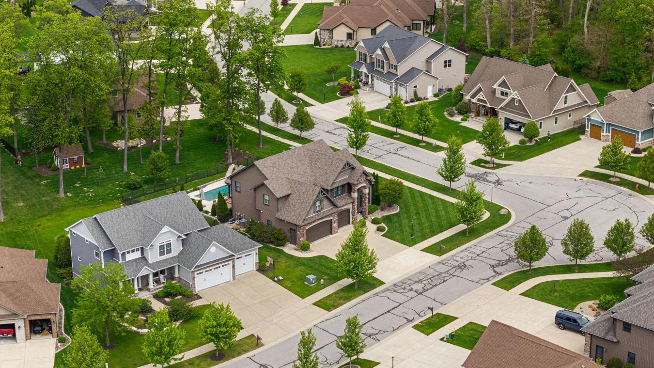 Crown Point, Lake, 46307, United States, 6 Bedrooms Bedrooms, ,3 BathroomsBathrooms,Residential,For Sale,2045652