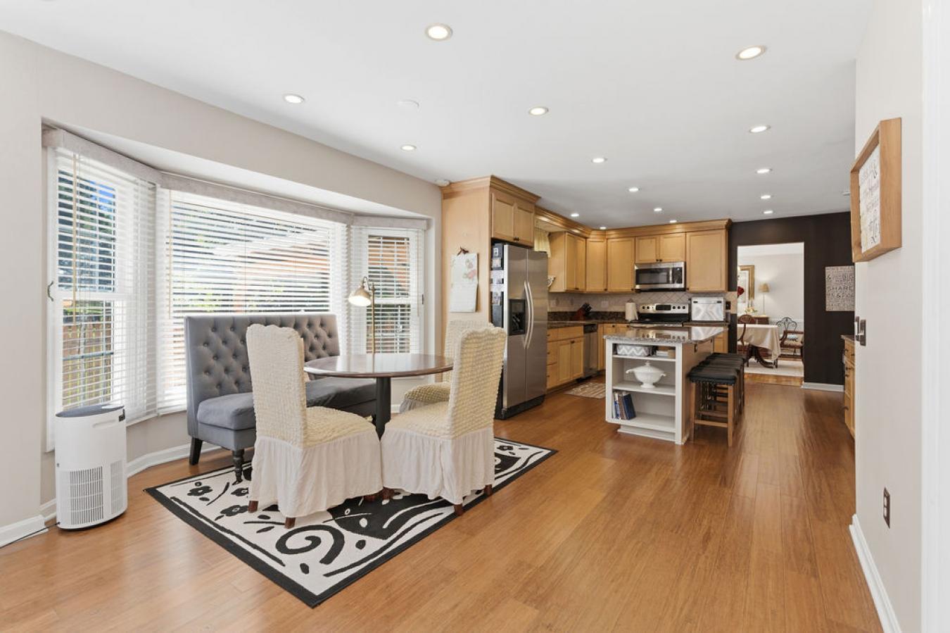 Germantown, Montgomery, 20874, United States, 6 Bedrooms Bedrooms, ,3 BathroomsBathrooms,Residential,For Sale,2045650