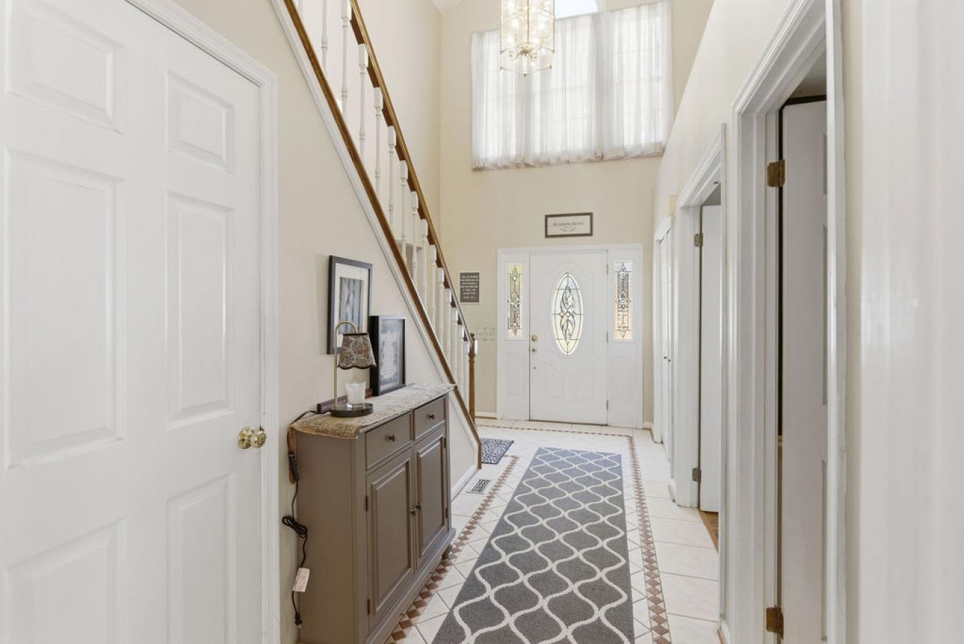 Germantown, Montgomery, 20874, United States, 6 Bedrooms Bedrooms, ,3 BathroomsBathrooms,Residential,For Sale,2045650
