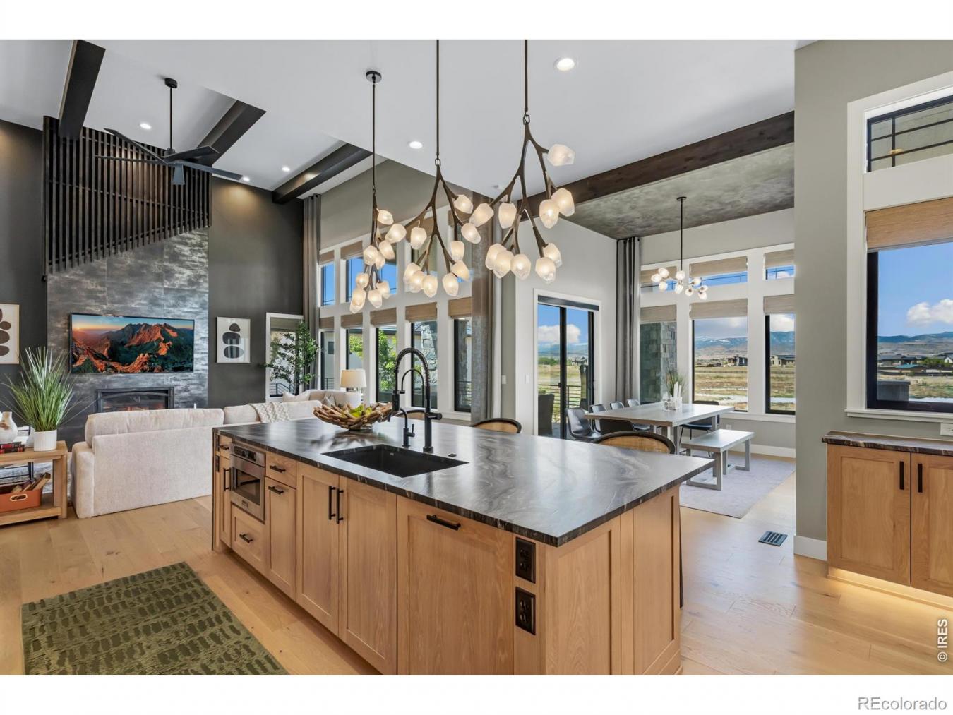 Berthoud, Larimer, 80513, United States, 4 Bedrooms Bedrooms, ,6 BathroomsBathrooms,Residential,For Sale,2045649