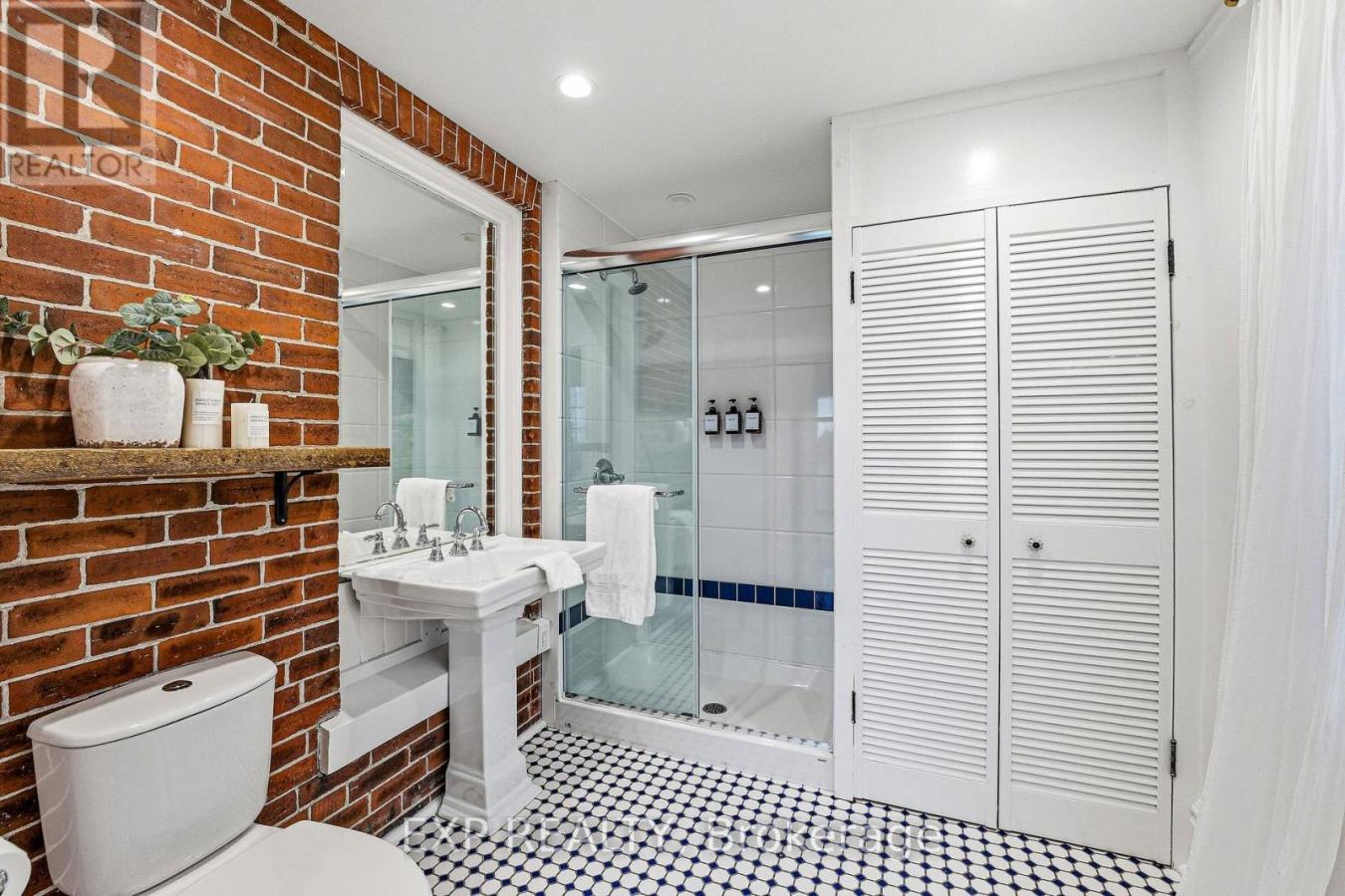 Hamilton Township, ON, K9A4J7, Canada, 4 Bedrooms Bedrooms, ,2 BathroomsBathrooms,Residential,For Sale,2045646