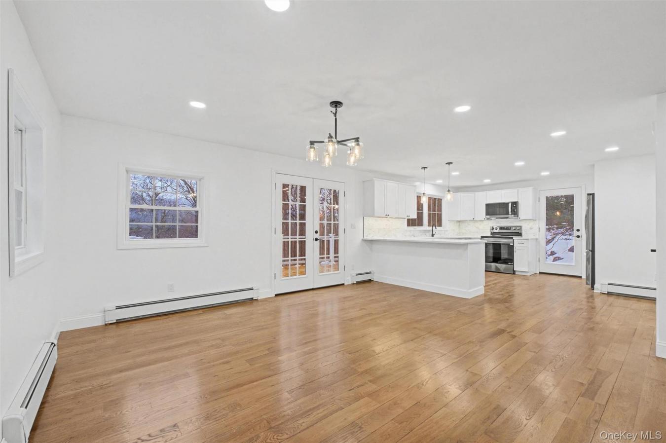 Putnam Valley, Putnam County, 10579, United States, 3 Bedrooms Bedrooms, ,3 BathroomsBathrooms,Residential,For Sale,2045643