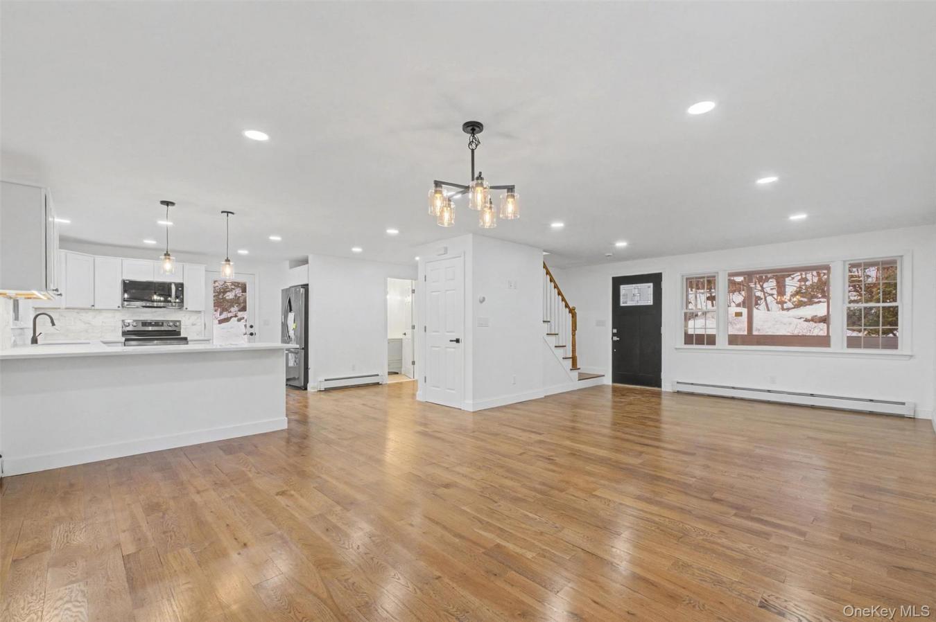 Putnam Valley, Putnam County, 10579, United States, 3 Bedrooms Bedrooms, ,3 BathroomsBathrooms,Residential,For Sale,2045643