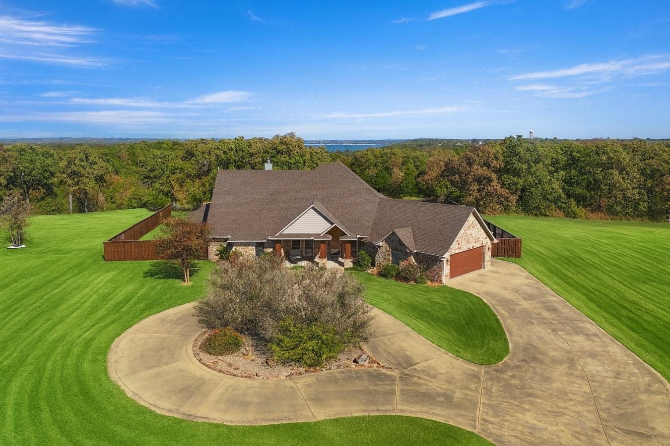Gordonville, Grayson, 76245, United States, 3 Bedrooms Bedrooms, ,2 BathroomsBathrooms,Residential,For Sale,2045642