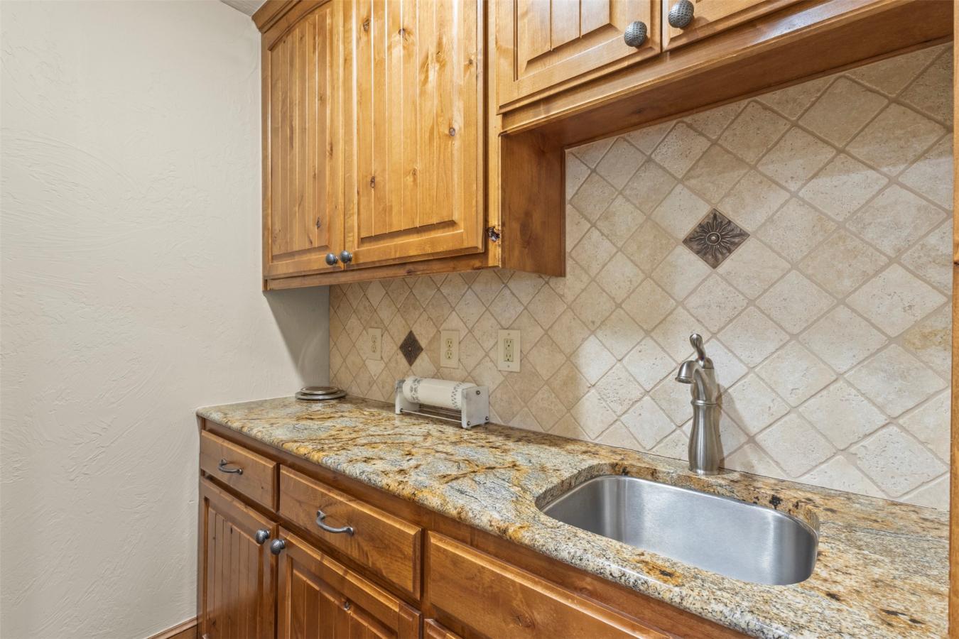 Gordonville, Grayson, 76245, United States, 3 Bedrooms Bedrooms, ,2 BathroomsBathrooms,Residential,For Sale,2045642