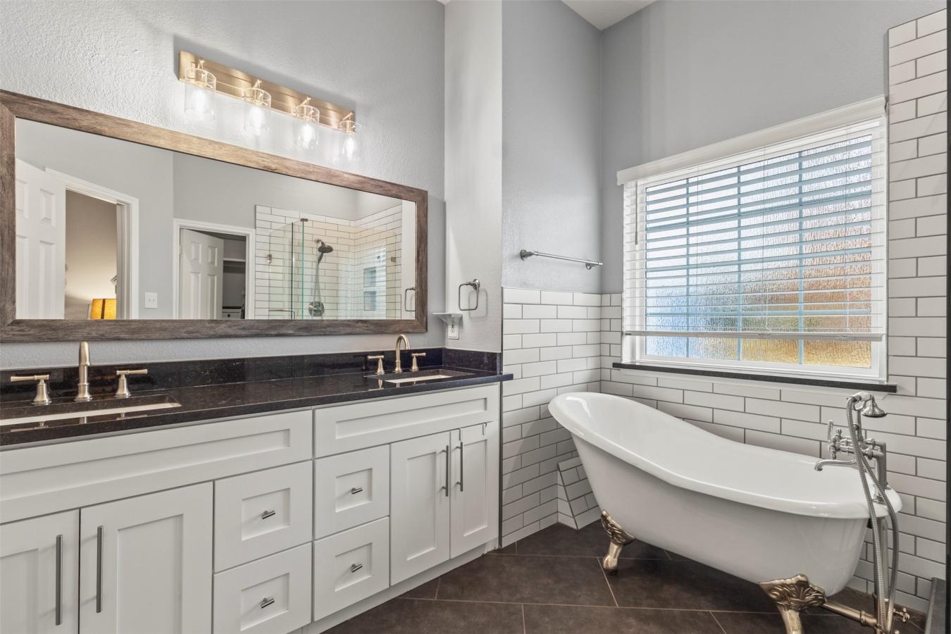 Melissa, Collin, 75454, United States, 4 Bedrooms Bedrooms, ,2 BathroomsBathrooms,Residential,For Sale,2045641