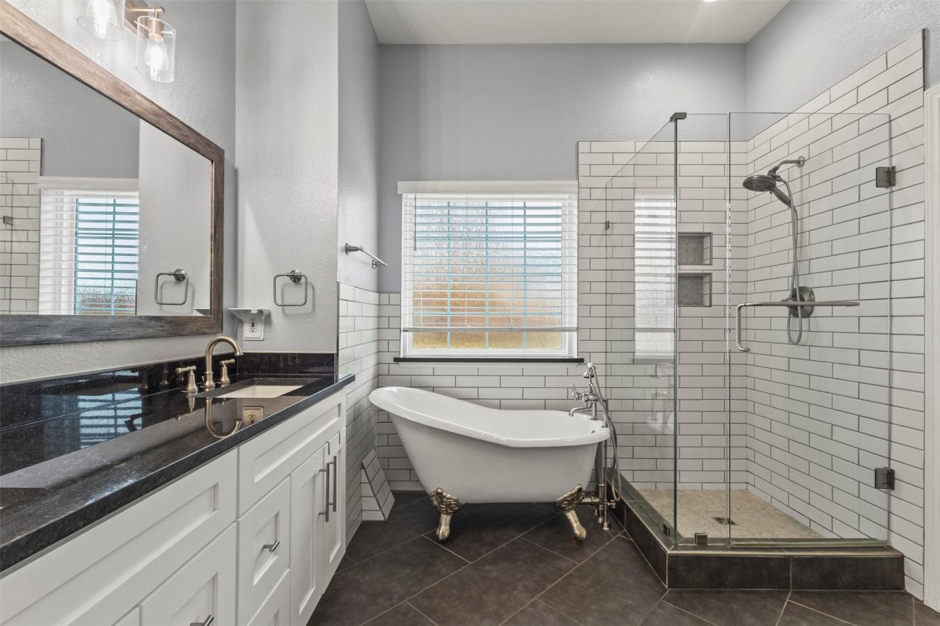 Melissa, Collin, 75454, United States, 4 Bedrooms Bedrooms, ,2 BathroomsBathrooms,Residential,For Sale,2045641