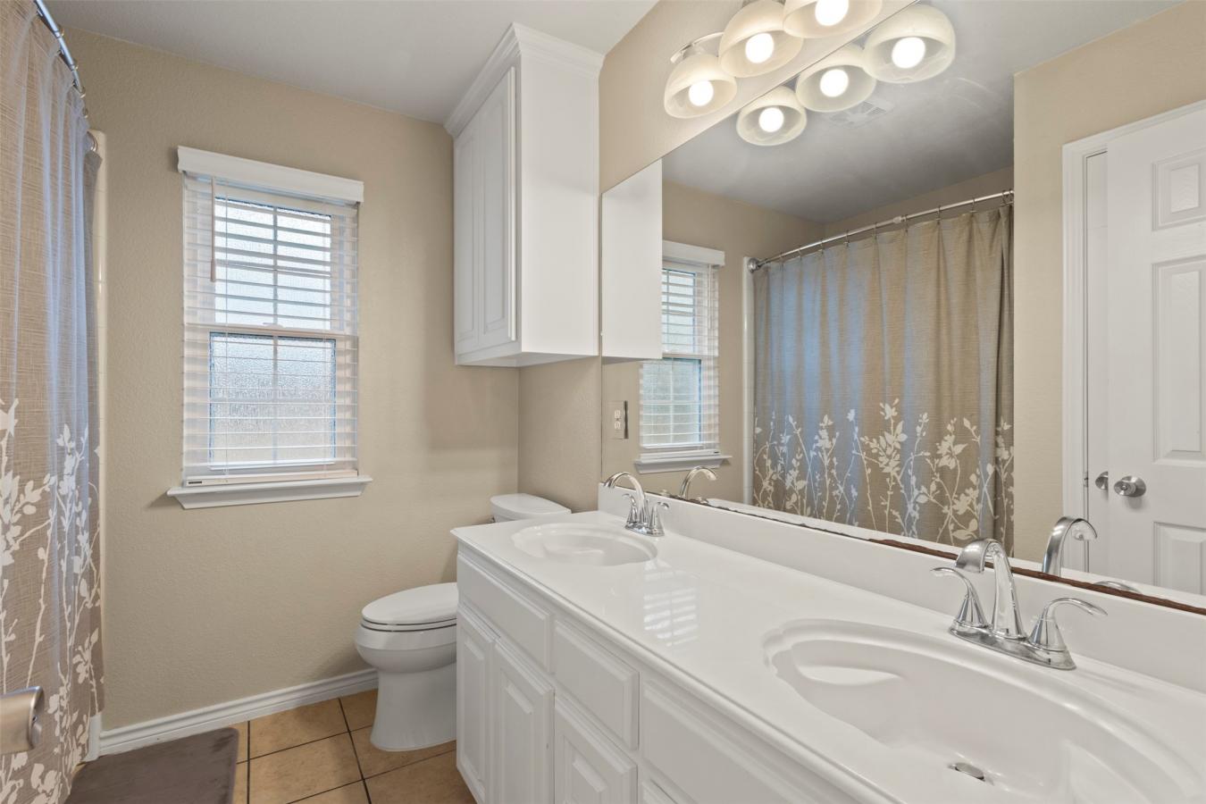 Melissa, Collin, 75454, United States, 4 Bedrooms Bedrooms, ,2 BathroomsBathrooms,Residential,For Sale,2045641