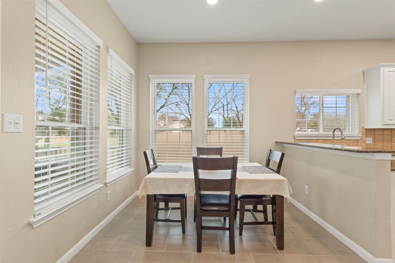 Melissa, Collin, 75454, United States, 4 Bedrooms Bedrooms, ,2 BathroomsBathrooms,Residential,For Sale,2045641