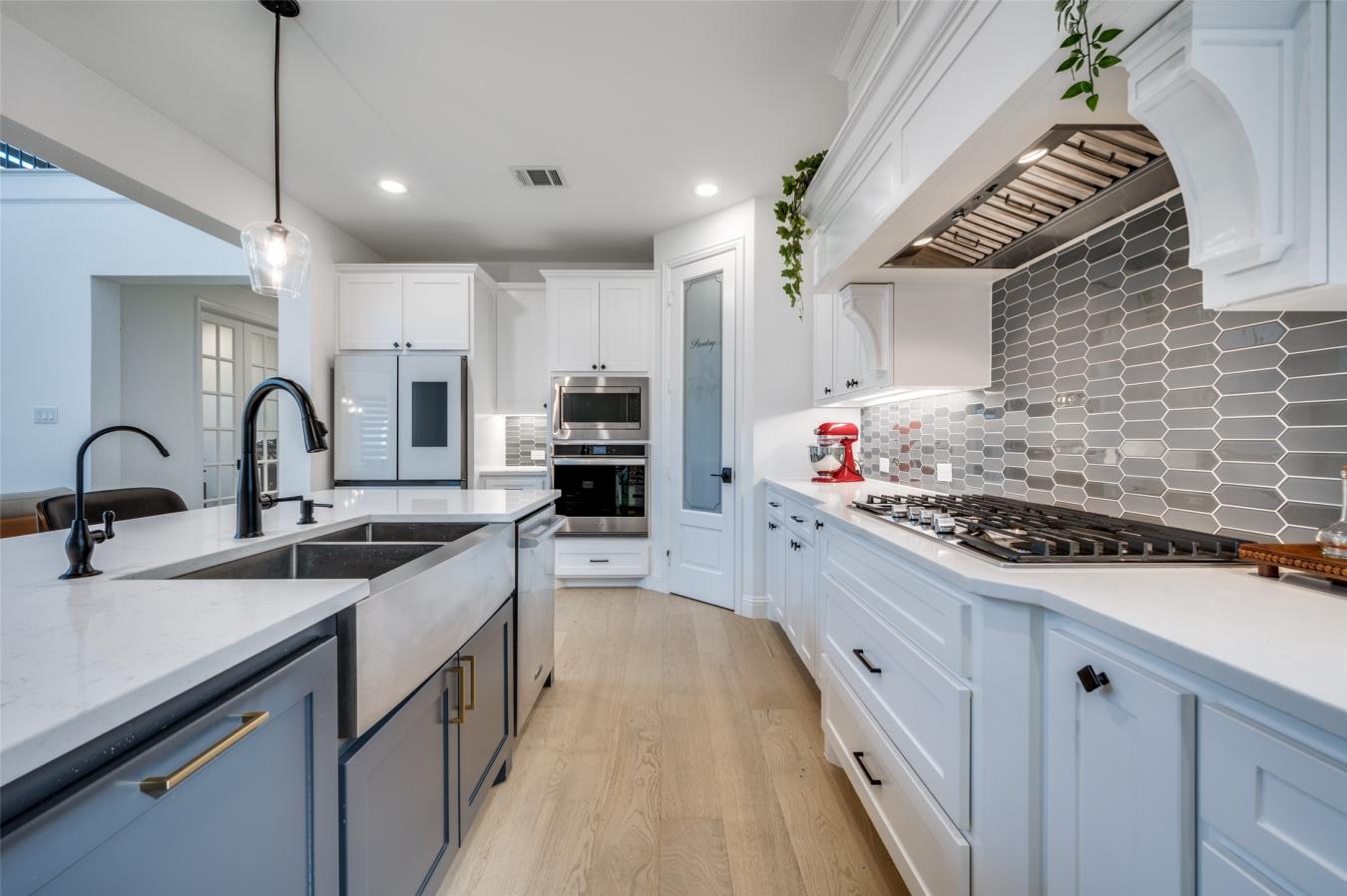 The Colony, Denton, 75056, United States, 4 Bedrooms Bedrooms, ,3 BathroomsBathrooms,Residential,For Sale,2045640