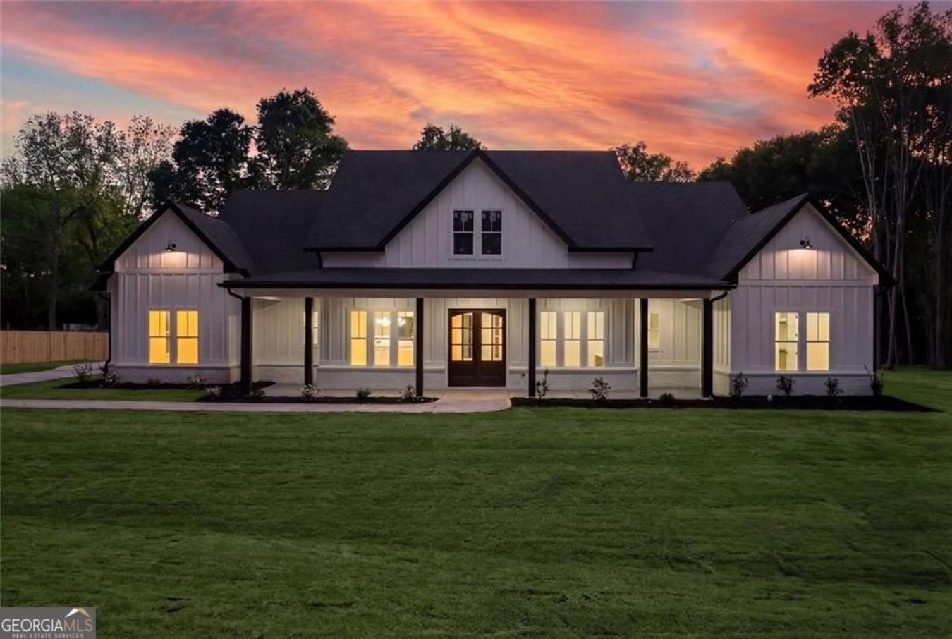 Monroe, Walton, 30656, United States, 5 Bedrooms Bedrooms, ,4 BathroomsBathrooms,Residential,For Sale,2045637