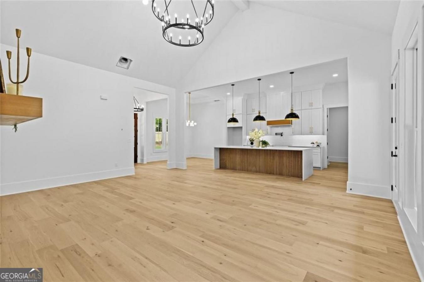Monroe, Walton, 30656, United States, 5 Bedrooms Bedrooms, ,4 BathroomsBathrooms,Residential,For Sale,2045637