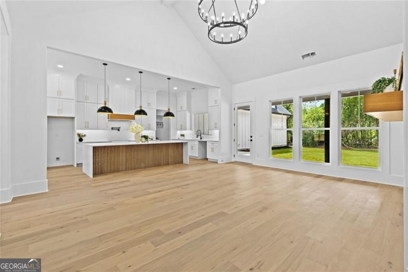 Monroe, Walton, 30656, United States, 5 Bedrooms Bedrooms, ,4 BathroomsBathrooms,Residential,For Sale,2045637