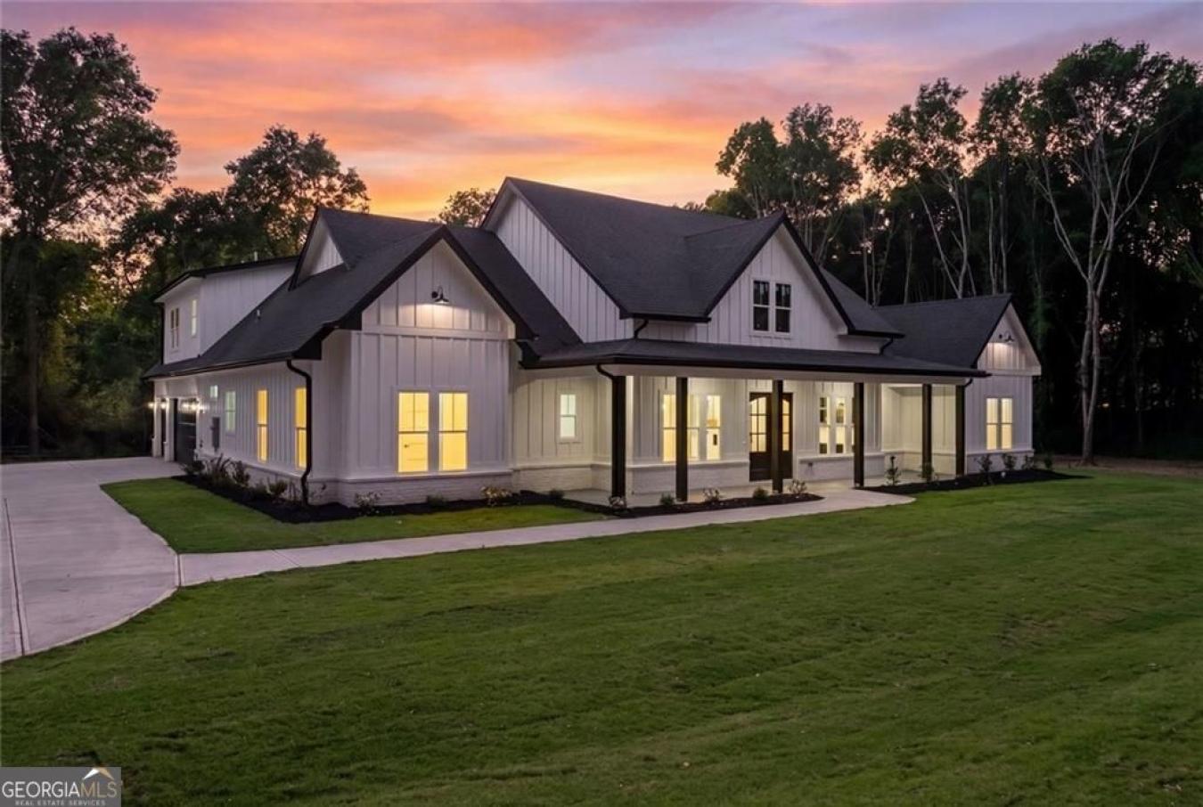 Monroe, Walton, 30656, United States, 5 Bedrooms Bedrooms, ,4 BathroomsBathrooms,Residential,For Sale,2045637