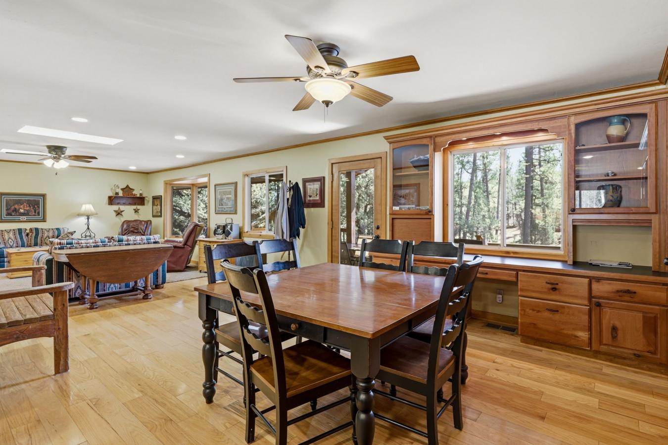 Payson, Gila, 85541, United States, 3 Bedrooms Bedrooms, ,3 BathroomsBathrooms,Residential,For Sale,2045636