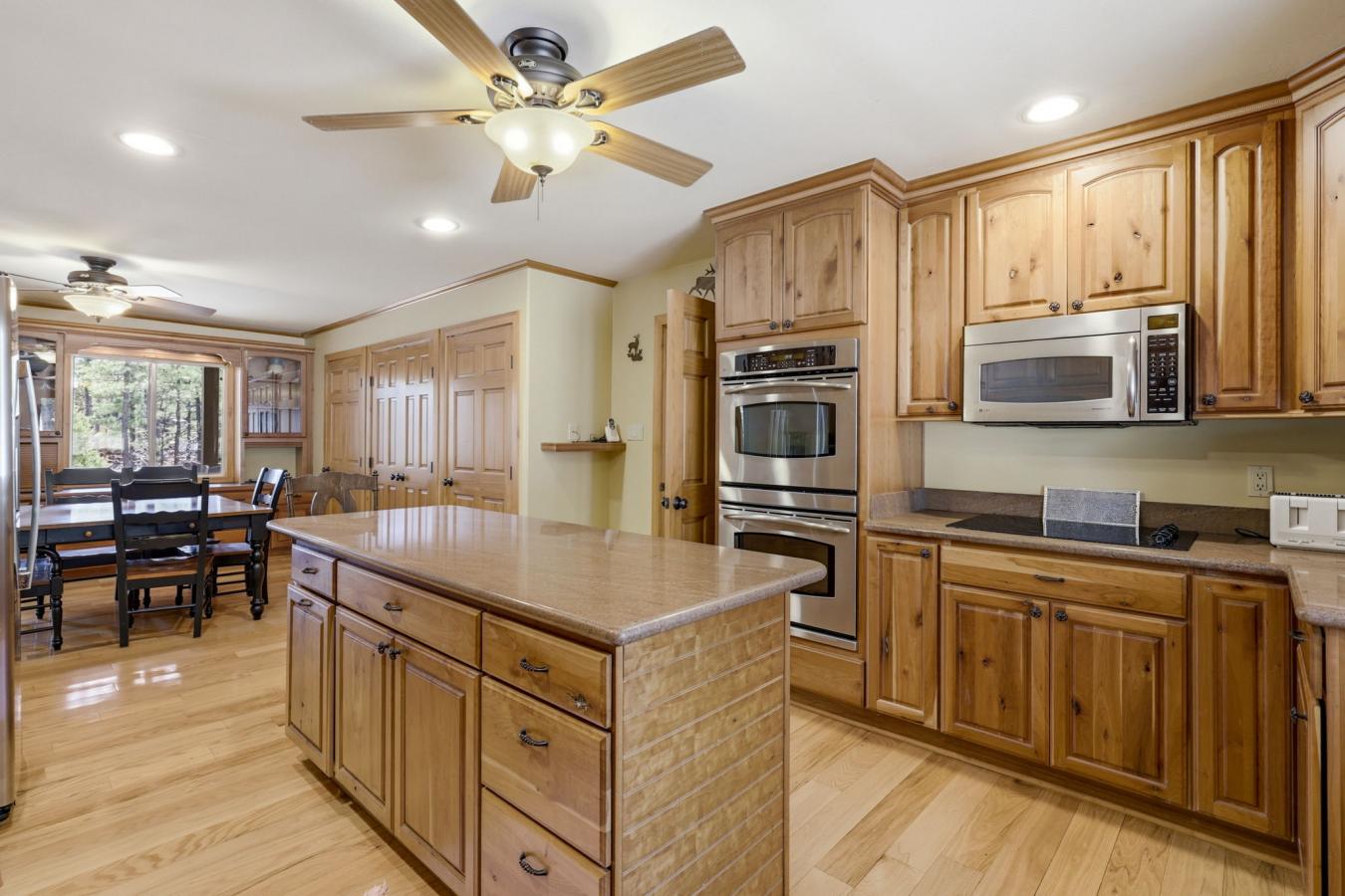 Payson, Gila, 85541, United States, 3 Bedrooms Bedrooms, ,3 BathroomsBathrooms,Residential,For Sale,2045636