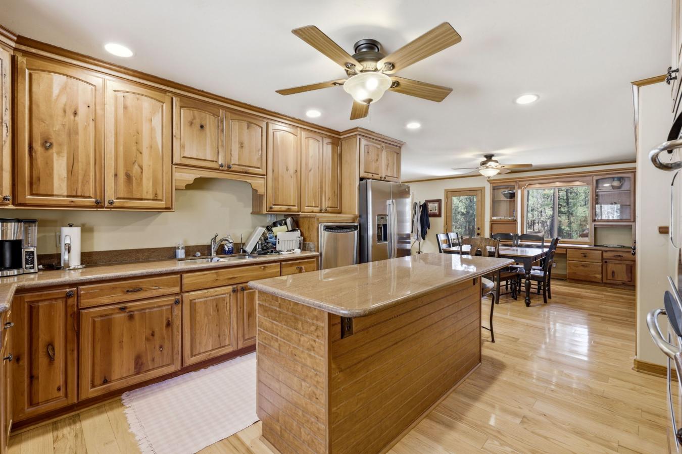 Payson, Gila, 85541, United States, 3 Bedrooms Bedrooms, ,3 BathroomsBathrooms,Residential,For Sale,2045636