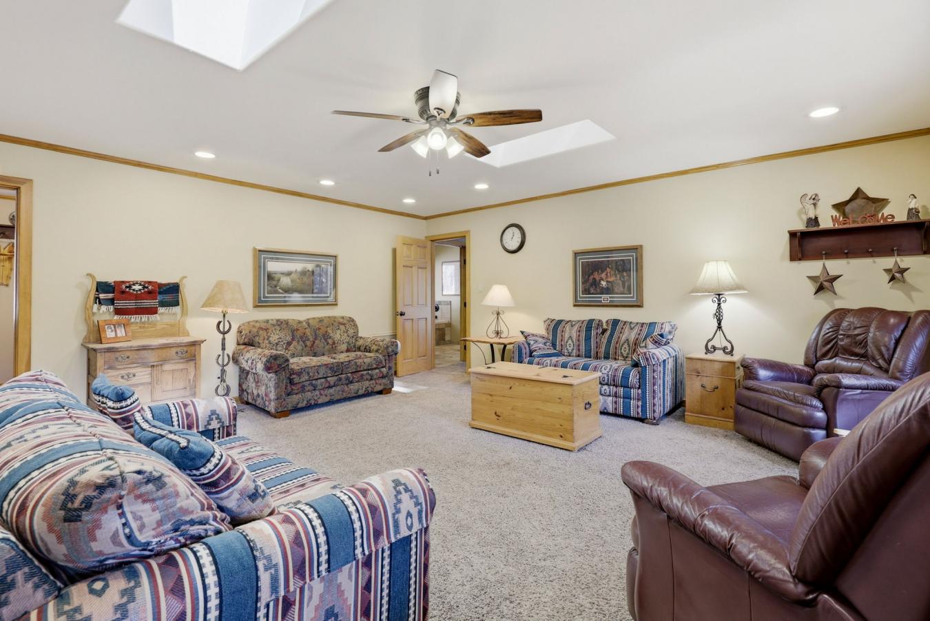 Payson, Gila, 85541, United States, 3 Bedrooms Bedrooms, ,3 BathroomsBathrooms,Residential,For Sale,2045636