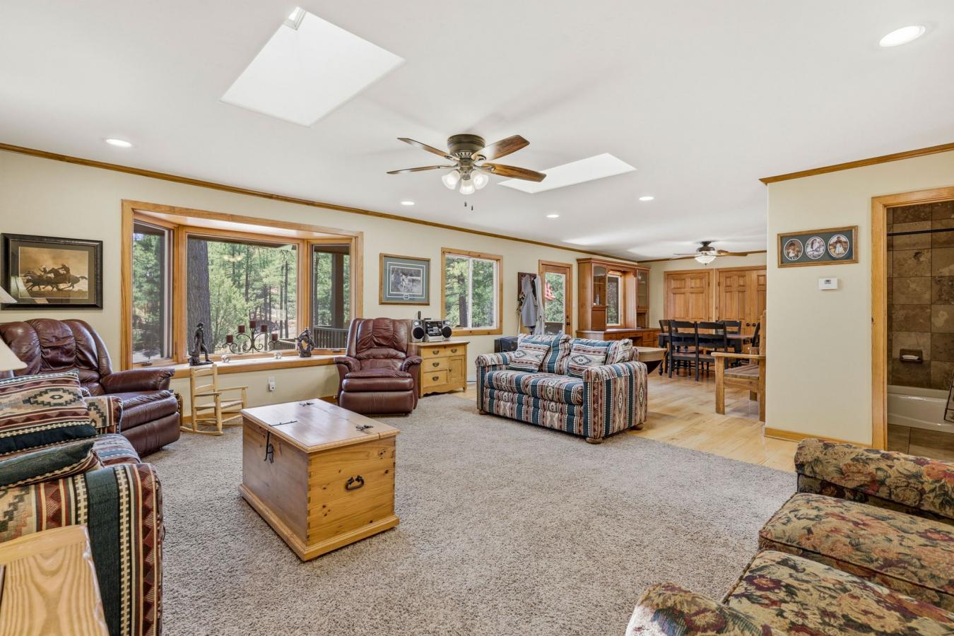 Payson, Gila, 85541, United States, 3 Bedrooms Bedrooms, ,3 BathroomsBathrooms,Residential,For Sale,2045636
